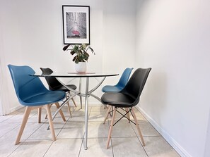 Apartment, Multiple Beds | Dining