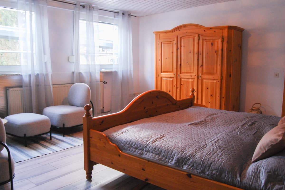 Standard Room | 1 bedroom, hypo-allergenic bedding, in-room safe, blackout drapes