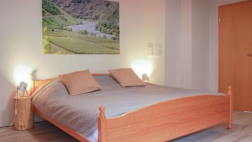 Economy-Zimmer | Allergikerbettwaren, Zimmersafe, Verdunkelungsvorhänge