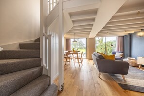 Interior - Granary Cottage, Thorington (Thorington)