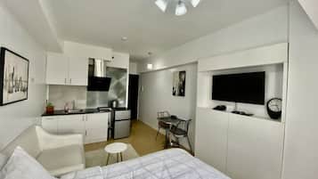 1 bedroom, WiFi, bed sheets