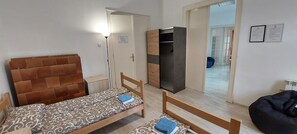 基本共用宿舍, 多張床 | 免費 Wi-Fi、床單