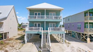 Exterior - Pool/Pickleball and Views! Great Location! (Gulf Shores)