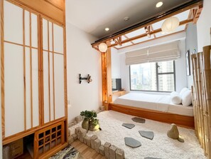 City Apartment, 1 Bedroom, City View