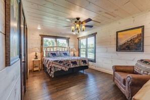 3 soverom, strykejern/-brett og sengetøy