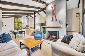 Smart TV, fireplace, video games, stereo