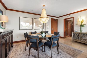 Dining - Ko Olina Beach Villa B604 Oceanfront Views by Gather (Kapolei)