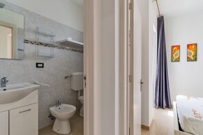 Apartemen | Kamar mandi