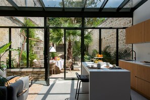 Private kitchen - JKMoulinParadou (Paradou)