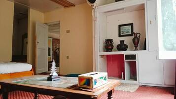 Kamar Double atau Twin Deluks | Kedap suara, setrika/meja setrika, dan Wi-Fi gratis