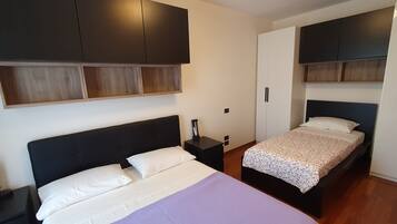 1 camera, ferro/asse da stiro, Wi-Fi gratuito, lenzuola