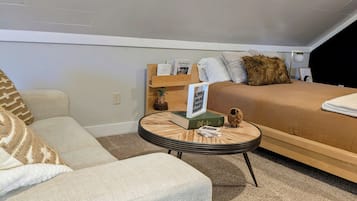 1 bedroom, desk, iron/ironing board, free WiFi