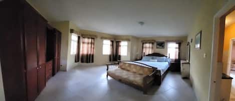 1 bedroom, iron/ironing board, WiFi, bed sheets