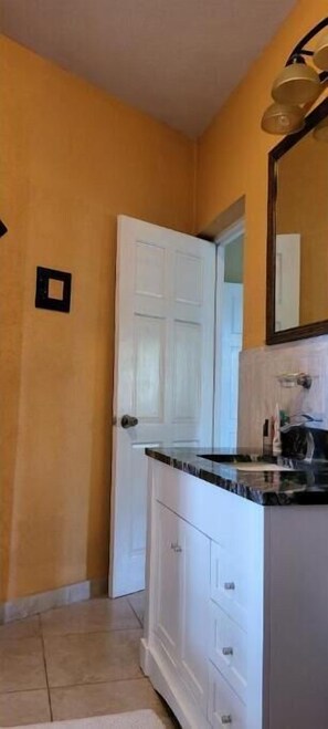 Håndklær, såpe og toalettpapir