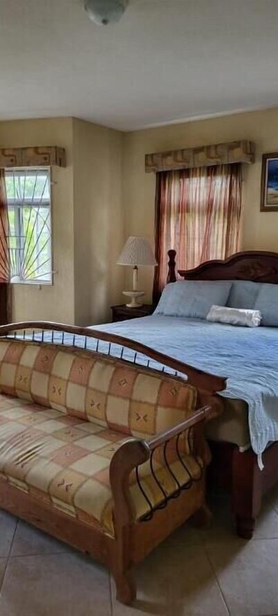 Cozy 1 Bedroom Haven