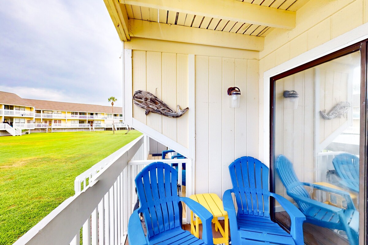 Photo 2 of Dog-friendly charming beach condo with pool, hot tub, sauna, deck & water access