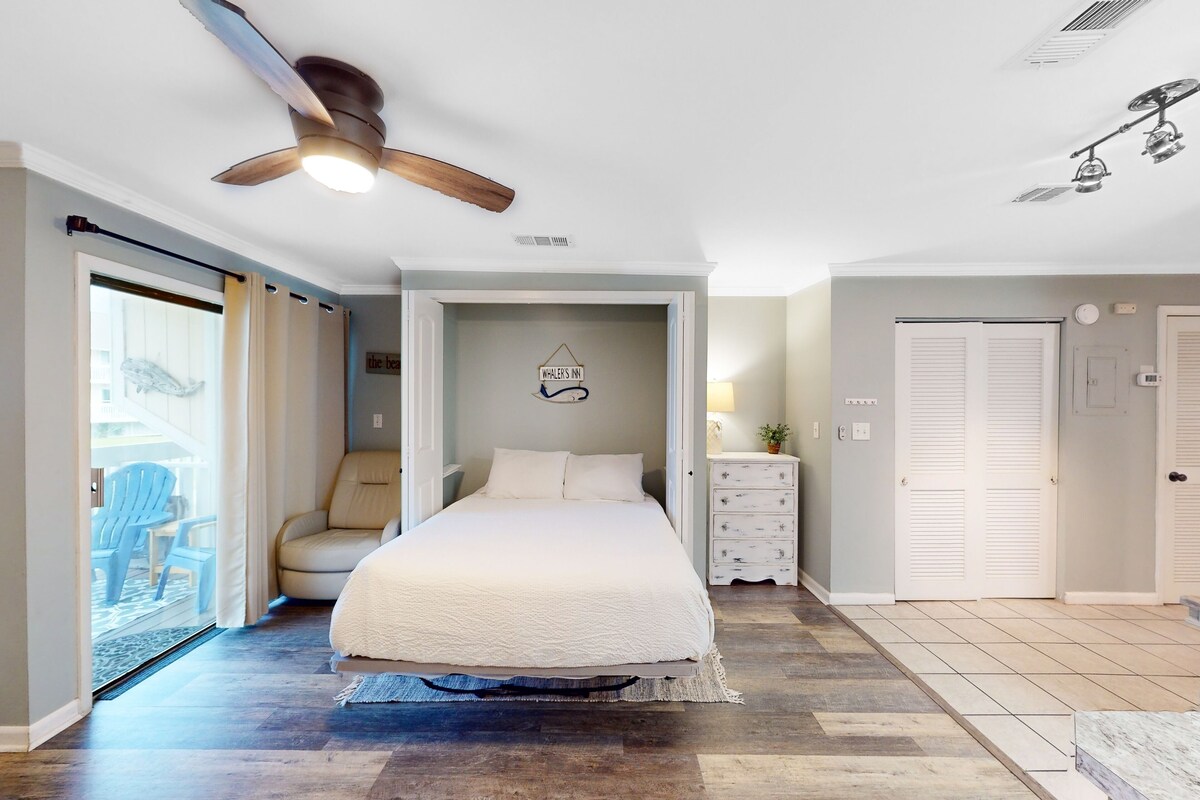 Photo 7 of Dog-friendly charming beach condo with pool, hot tub, sauna, deck & water access