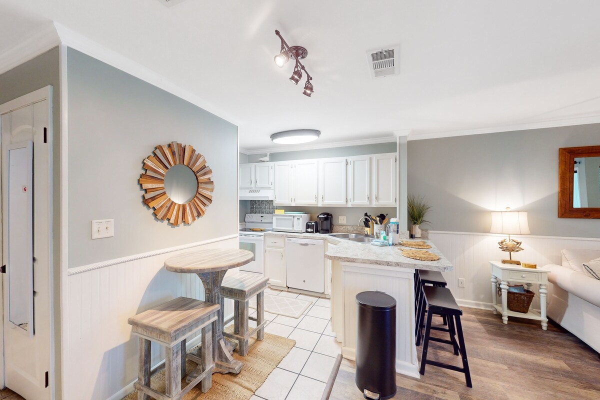 Photo 8 of Dog-friendly charming beach condo with pool, hot tub, sauna, deck & water access