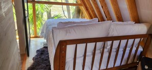 1 bedroom, iron/ironing board, bed sheets - "A" Secluded Quiet Oasis Treehouse w/ Beach Pass (Saint Helena Island)