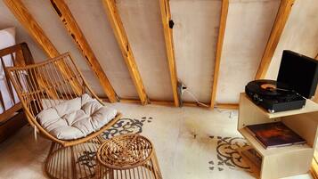 1 soverom, strykejern/-brett og sengetøy