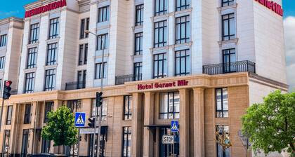 Garnet Mir Hotel
