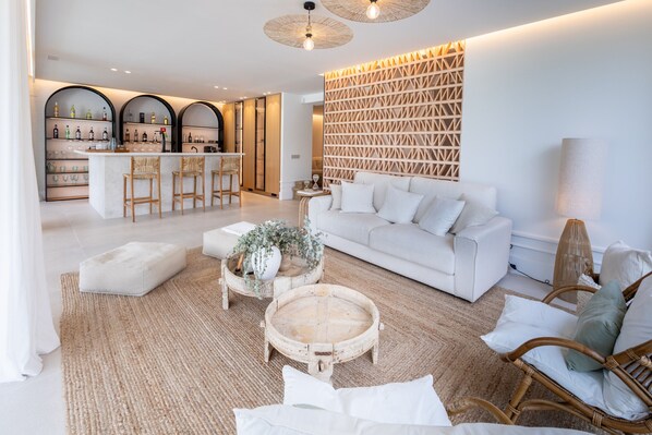 Bar (on property) - Ref. 444619 (Motril)