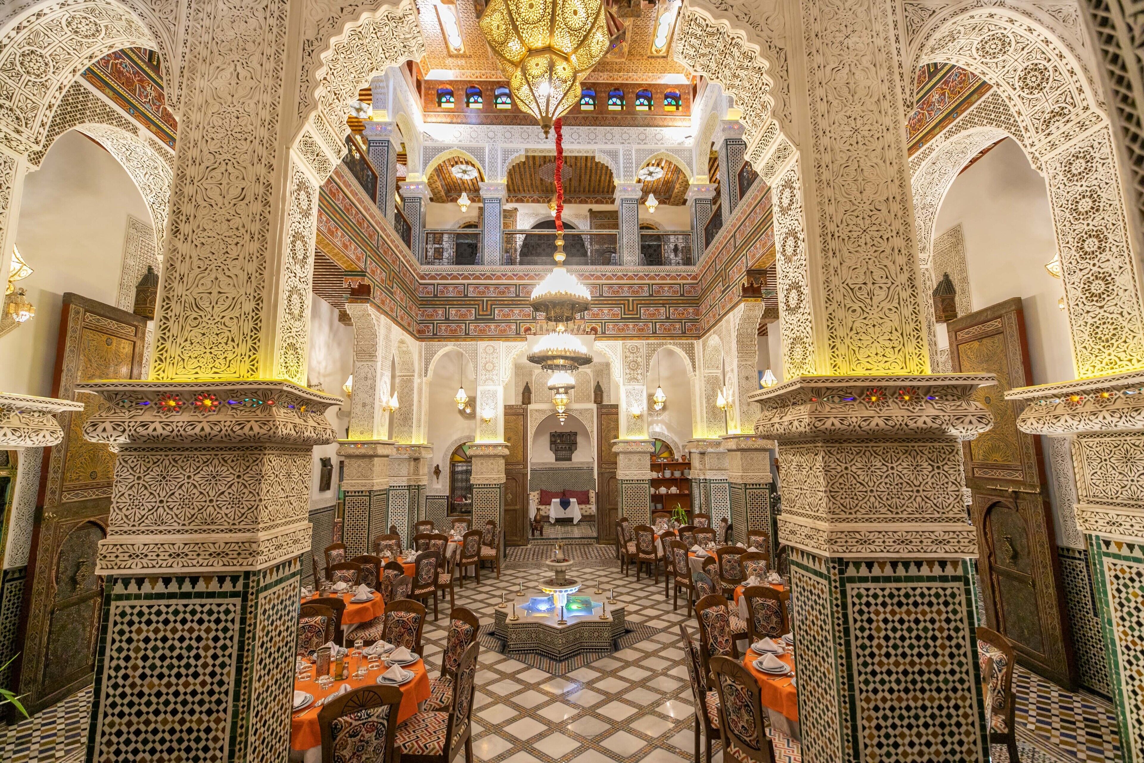 مطعم