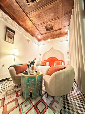 Deluxe Suite, 1 Bedroom, Non Smoking, Courtyard View | 4 bedrooms, individually decorated, individually furnished - Riad Fes Palais Bab Sahra & Cooking Workshops  (Fes)