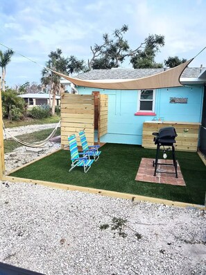 Property grounds - Tropical Point

 (Saint James City)