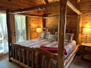 2 室のベッドルーム、アイロン / アイロン台、WiFi (無料)、ベッドシーツ