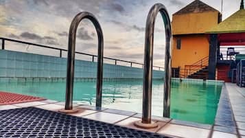 Piscina all'aperto