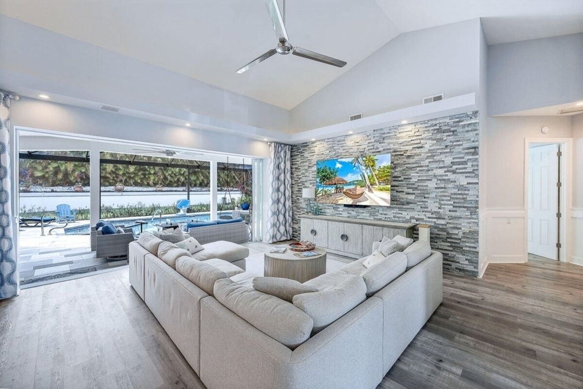 TV connectée, cheminée, imprimantes