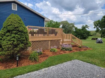 Quiet Home, near Lake Milton & West Branch
