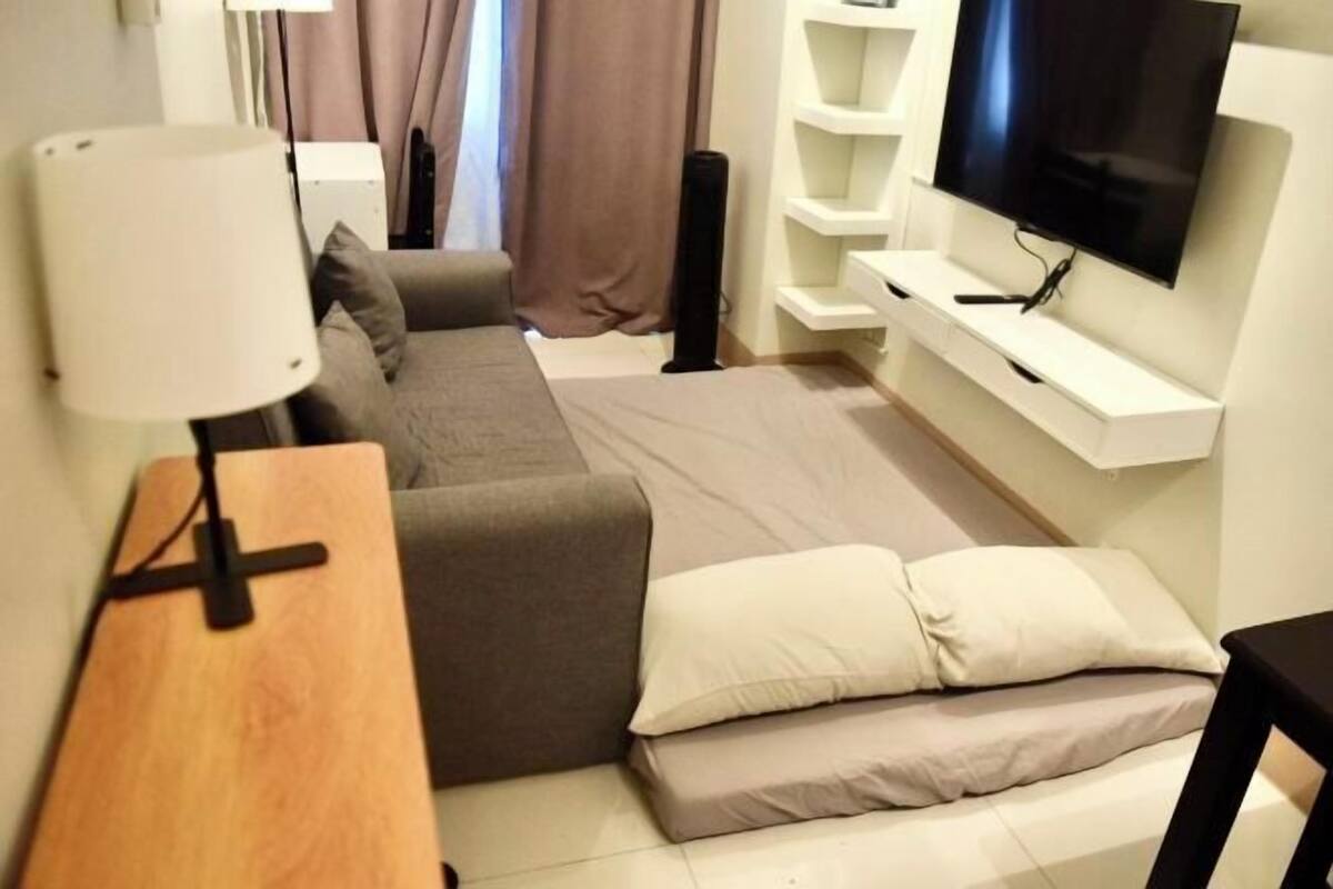 1 dormitorio, caja fuerte, cortinas opacas