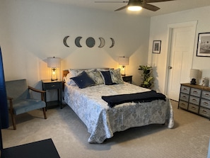 3 Schlafzimmer, Schreibtisch, Bügeleisen/Bügelbrett, kostenloses WLAN