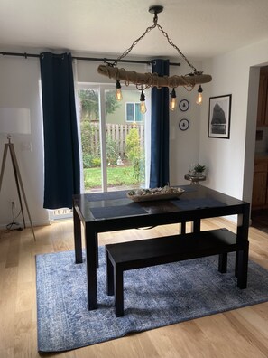 Interior - Cozy coastal home near ocean beaches, hiking, and more! (Port Orford)