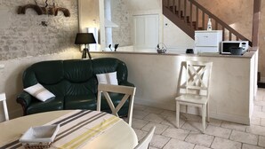 Living area - La Planchette - SAINT-GERVAIS-LES-3-CLOCHERS (SAINT-GERVAIS-LES-3-CLOCHERS)