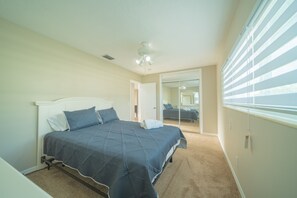 2 Schlafzimmer, Bügeleisen/Bügelbrett, kostenloses WLAN, Bettwäsche