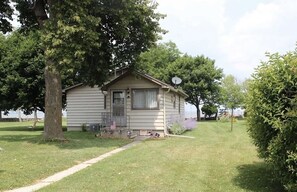 Exterior - Woltring Waters Waterfront Home (Fond du Lac)