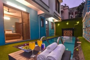 Pool - Cozy villa & best for vacation (Lonavala)