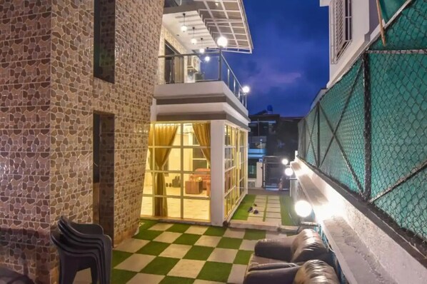 Terrace/patio - Cozy villa & best for vacation (Lonavala)