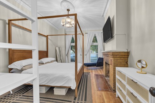 Baltimore Hopkins Hideaway 2- walking distance to Fells Point & the Harbor