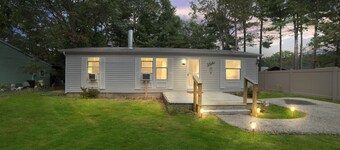 Quaint Cabin: Beach Days & Bonfire Nights – The Ultimate Summer Escape!