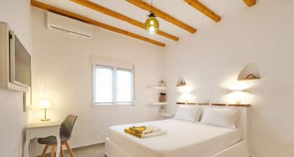Seaside 2BD beach apartment, Skala Eressos