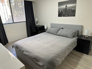 2 bedrooms, iron/ironing board, WiFi, bed sheets
