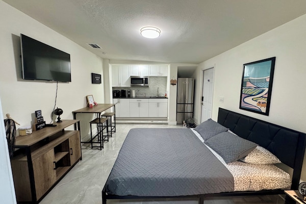 1 bedroom, iron/ironing board, free WiFi, bed sheets