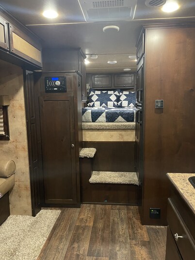 Staying  on a working horse farm