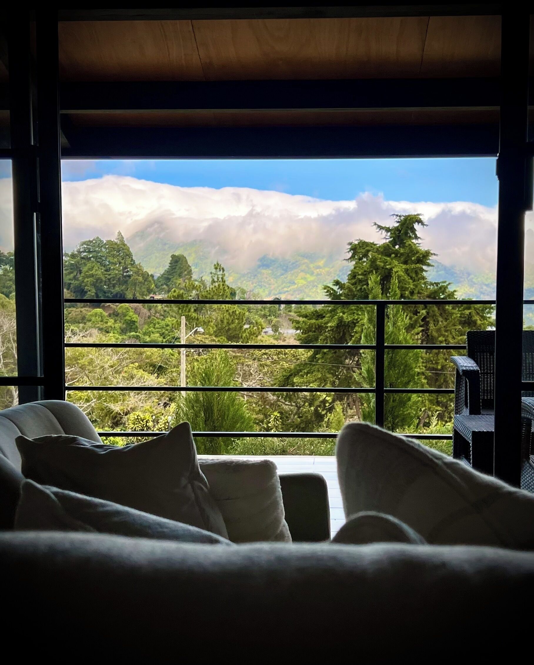 Studio Suite, pemandangan gunung, tepi gunung | Area keluarga | TV layar datar