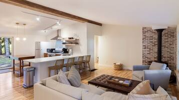 Smart-tv, stereoanlæg