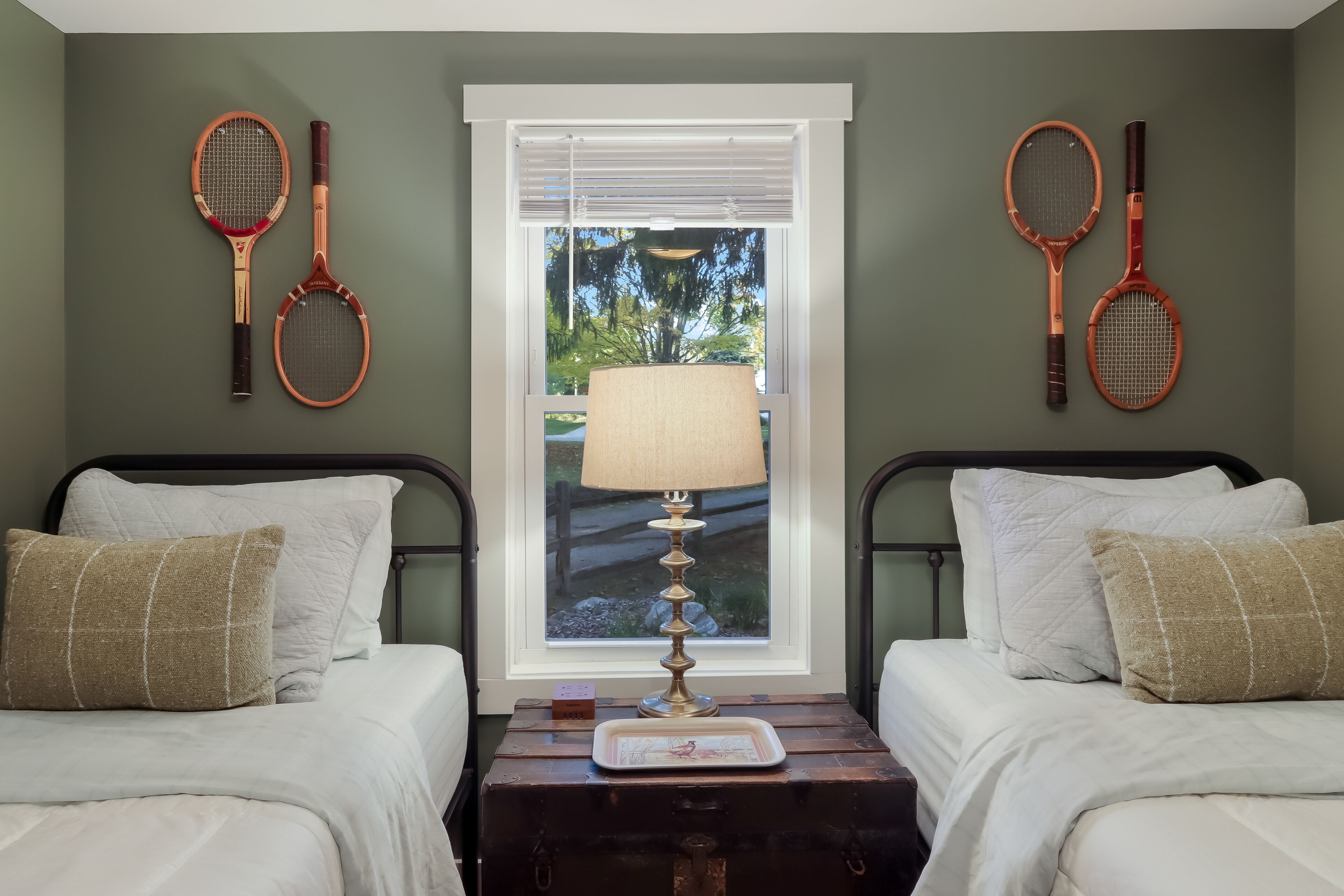 3 bedrooms, iron/ironing board, travel cot, free WiFi